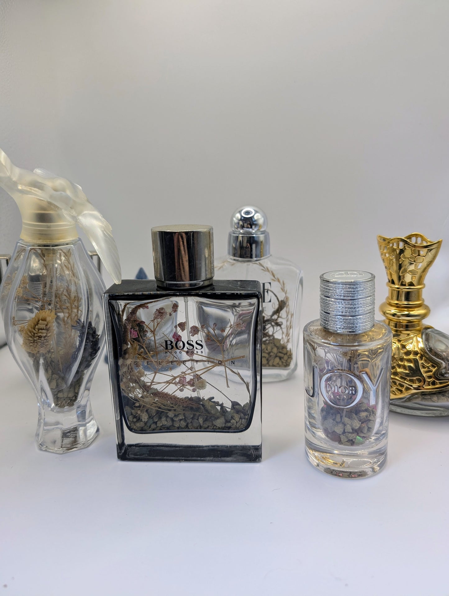 Flacon de Parfum Upcyclé  Objet Décoratif Unique  Recyclage Créatif