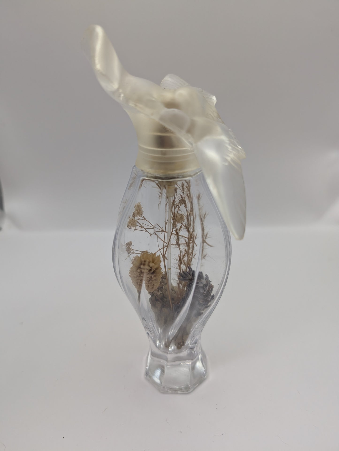 Flacon de Parfum Upcyclé  Objet Décoratif Unique  Recyclage Créatif