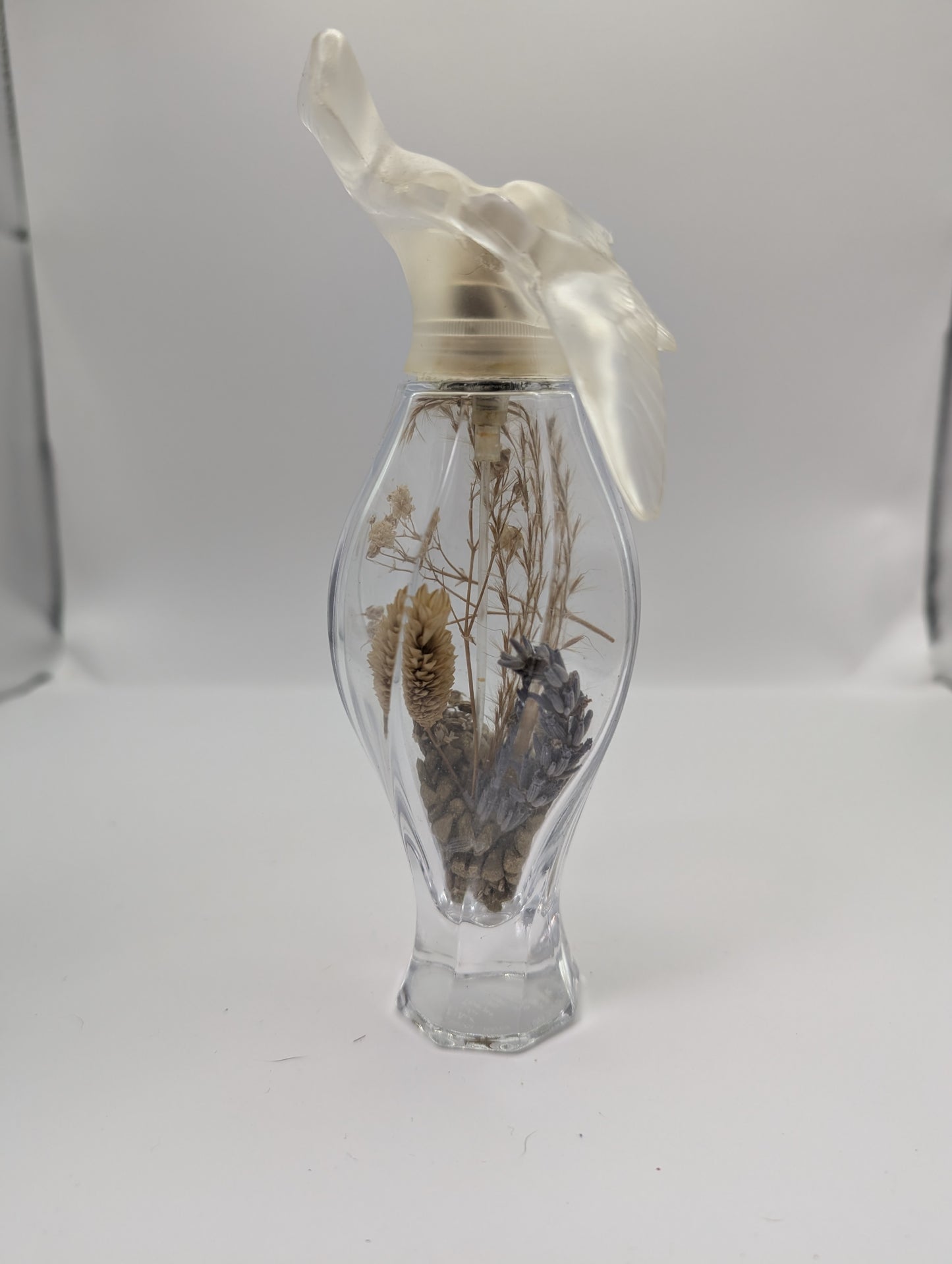 Flacon de Parfum Upcyclé  Objet Décoratif Unique  Recyclage Créatif