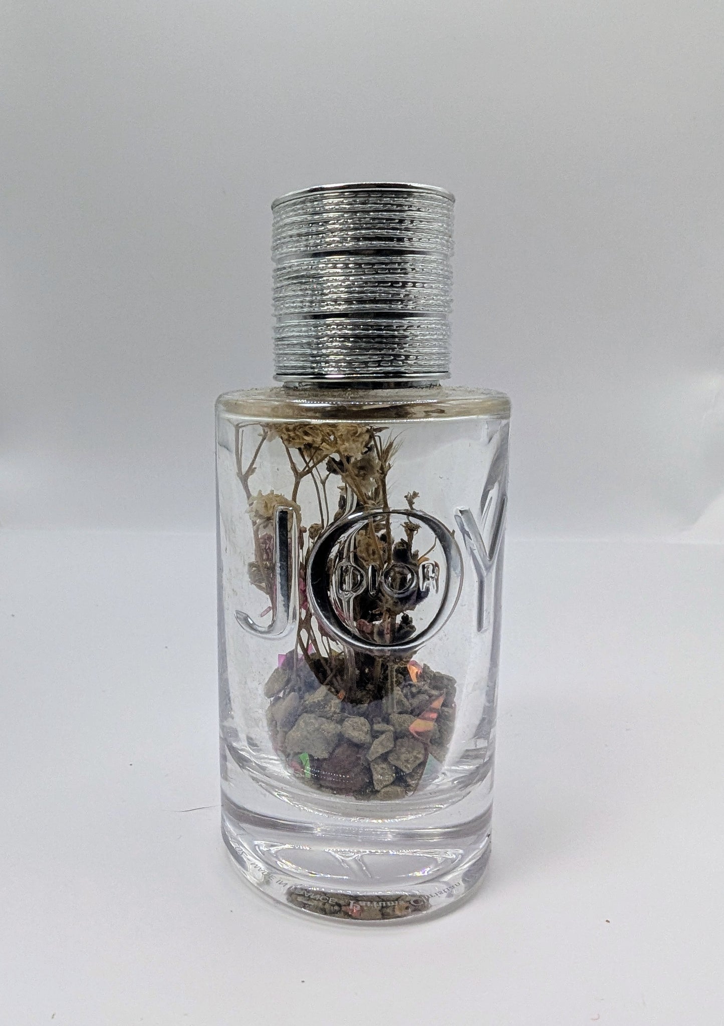 Flacon de Parfum Upcyclé  Objet Décoratif Unique  Recyclage Créatif