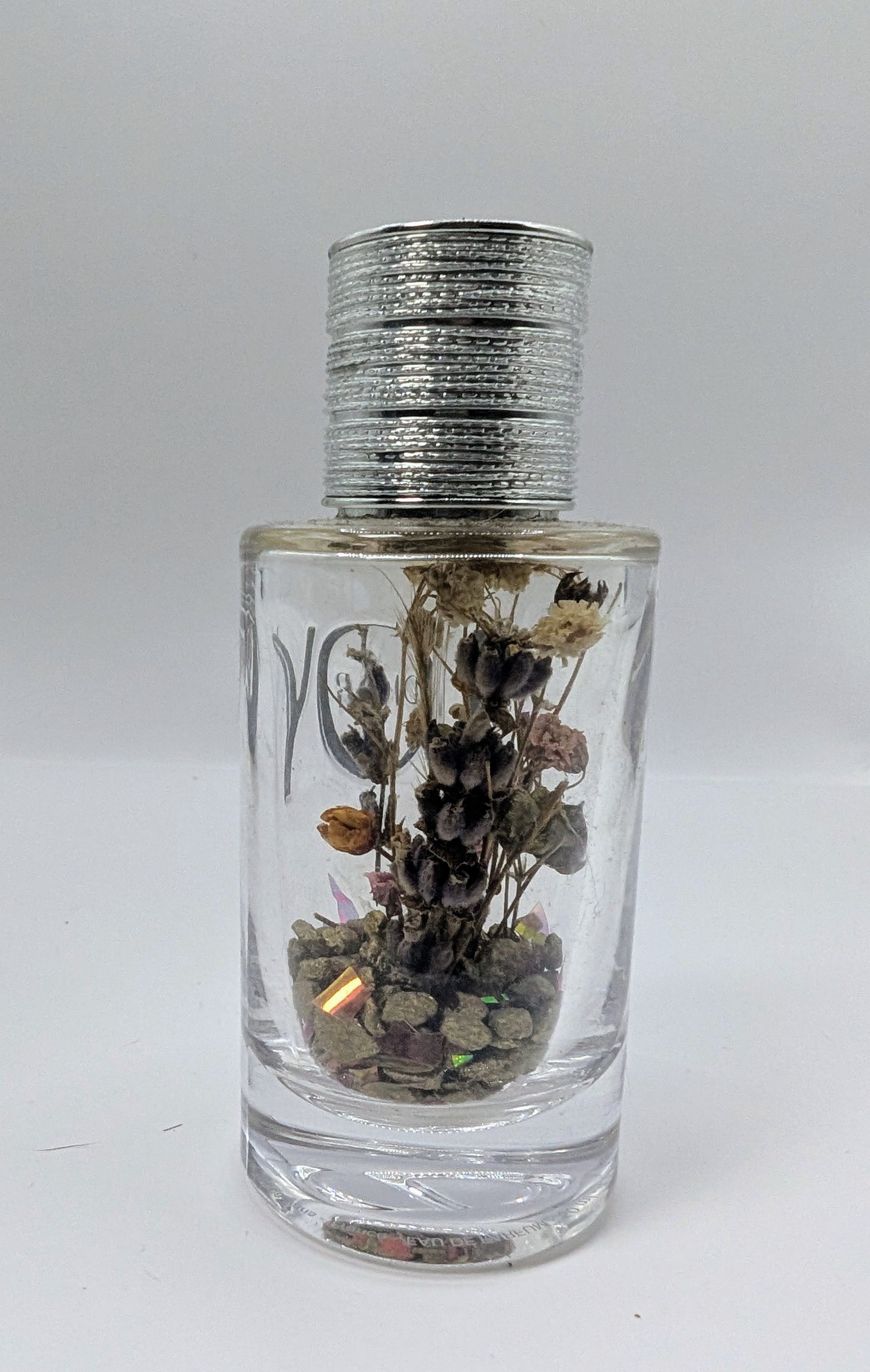 Flacon de Parfum Upcyclé  Objet Décoratif Unique  Recyclage Créatif